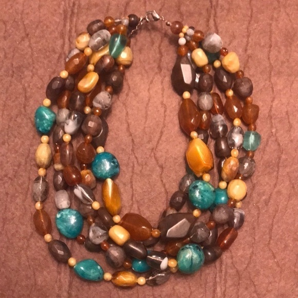 Vintage Jewelry Lot of Two Beaded Necklaces - Picture 2 of 4